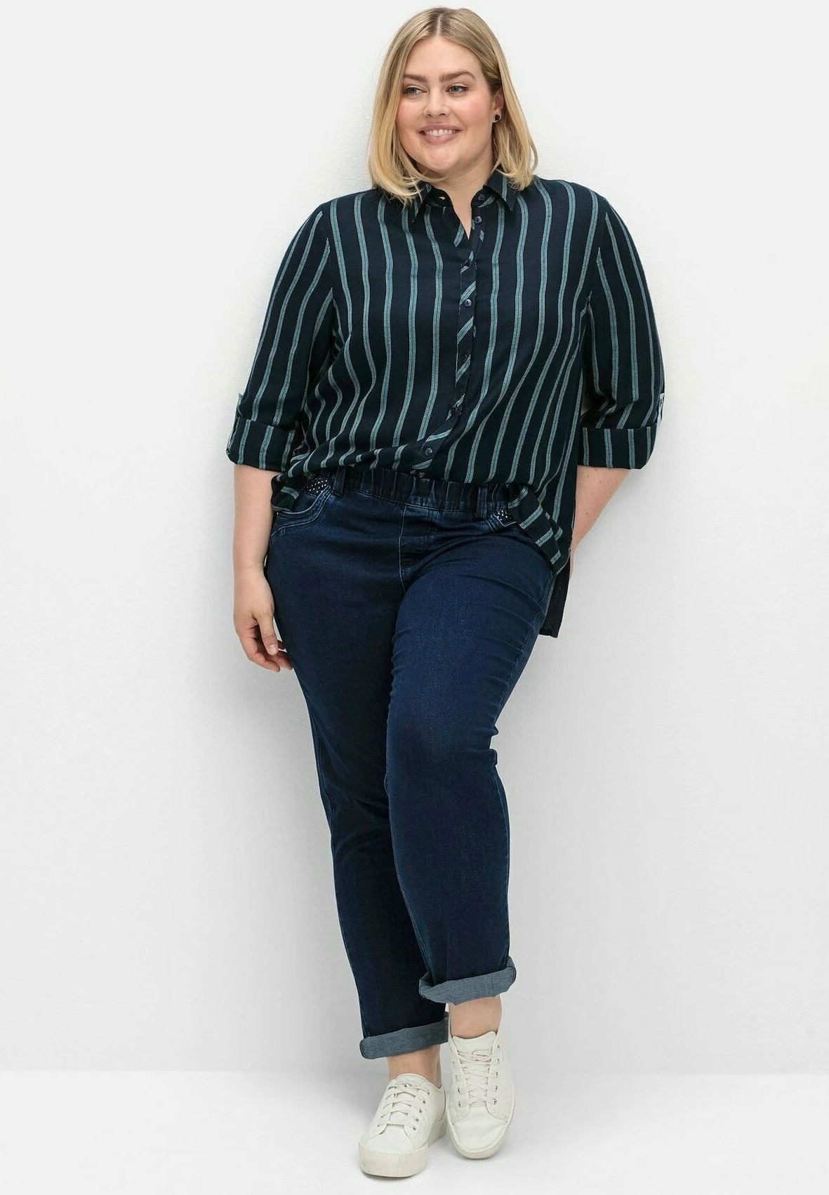 Sheego Camicia - Nachtblau Gestreift 4 Sheego Camicia - Nachtblau Gestreift - immagine 2