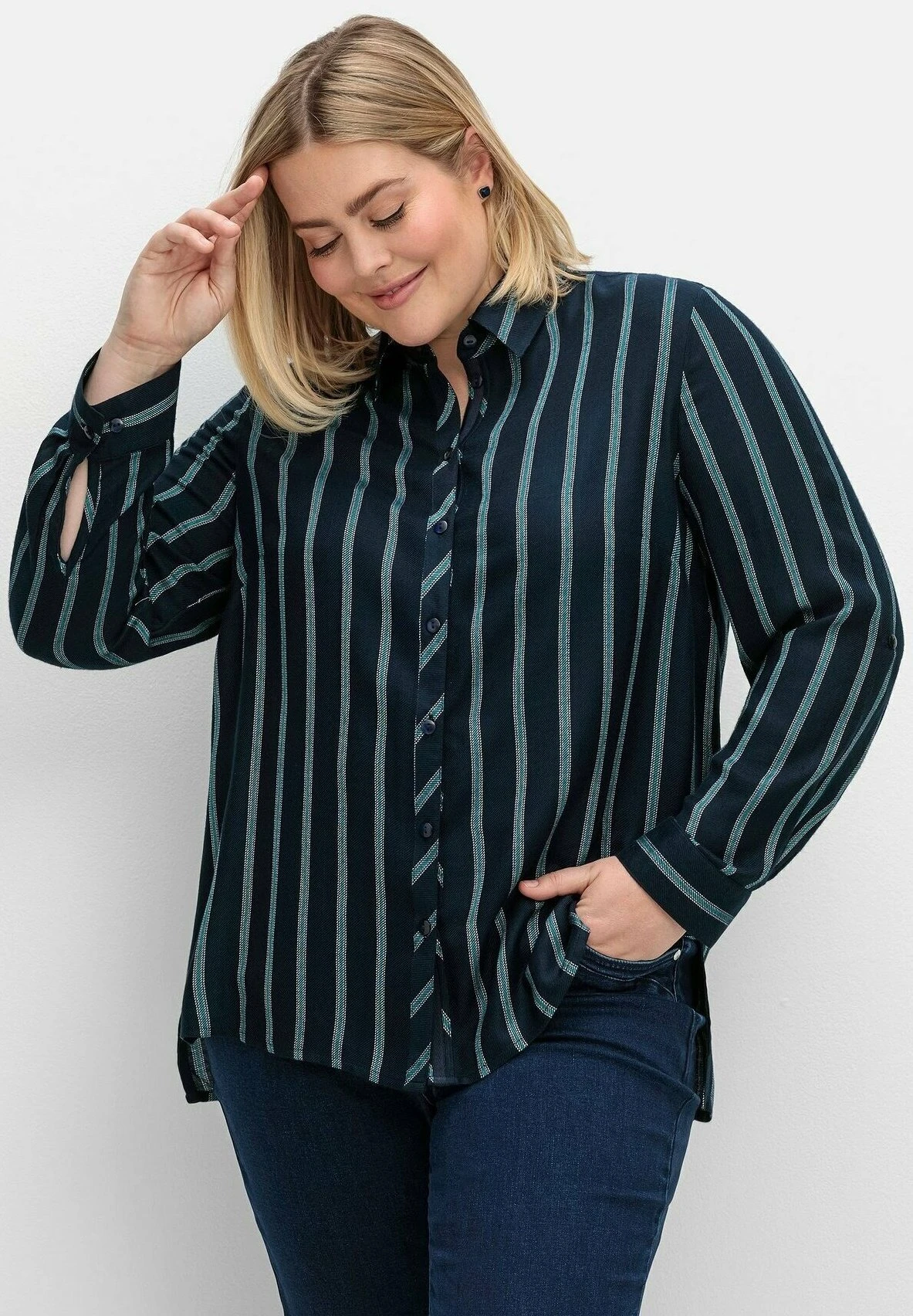 Sheego Camicia - Nachtblau Gestreift 3 Sheego Camicia - Nachtblau Gestreift