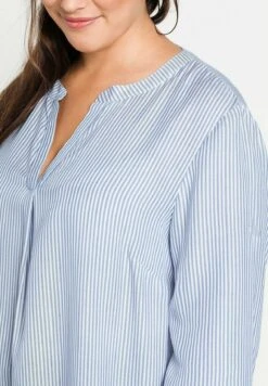 Sheego TunicaHellblau Weiß Donna Camicie E Bluse SHI21E06N-K13 -Sheego Negozio 19f0d3c44ca34227bfaeec46c51f4f4a