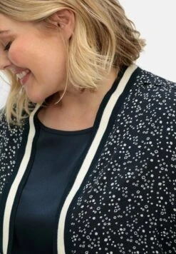 Sheego VerschlussloseGiubbotto BomberNachtblau Gemustert Donna Giacche E Blazer SHI21G04Z-K11 10 Sheego VerschlussloseGiubbotto BomberNachtblau Gemustert Donna Giacche E Blazer SHI21G04Z-K11 -Sheego Negozio 1aeab1f1b2f141208af4f8cb58146312