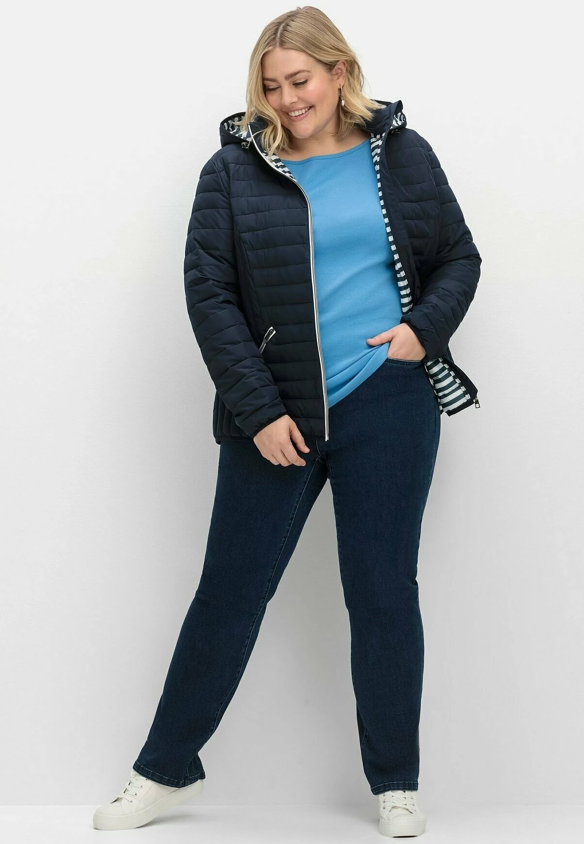 Sheego Jeans A SigarettaDark Blue Denim Donna Jeans SHI21N0B8-K11 4 Sheego Jeans A SigarettaDark Blue Denim Donna Jeans SHI21N0B8-K11 - immagine 2