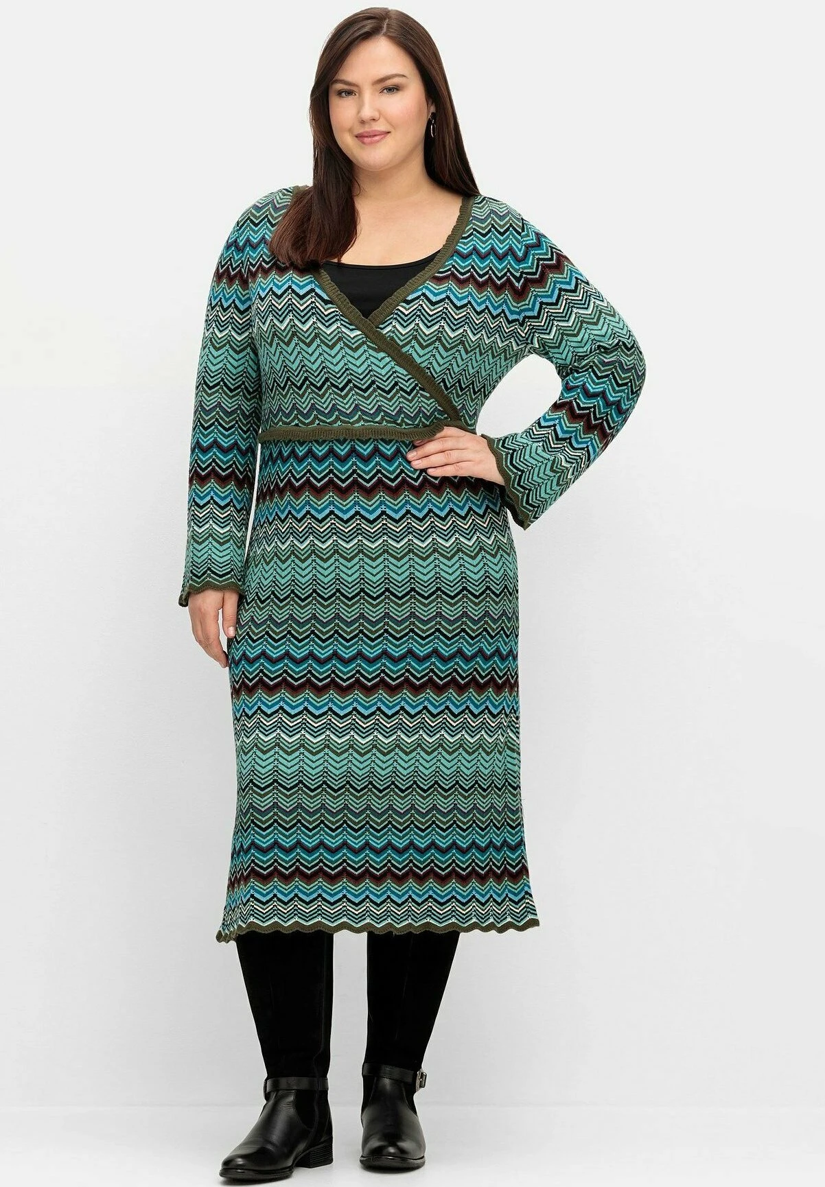 Sheego Abito In MagliaDunkeloliv Gemustert Donna Vestiti SHI21C0UD-M11 3 Sheego Abito In MagliaDunkeloliv Gemustert Donna Vestiti SHI21C0UD-M11