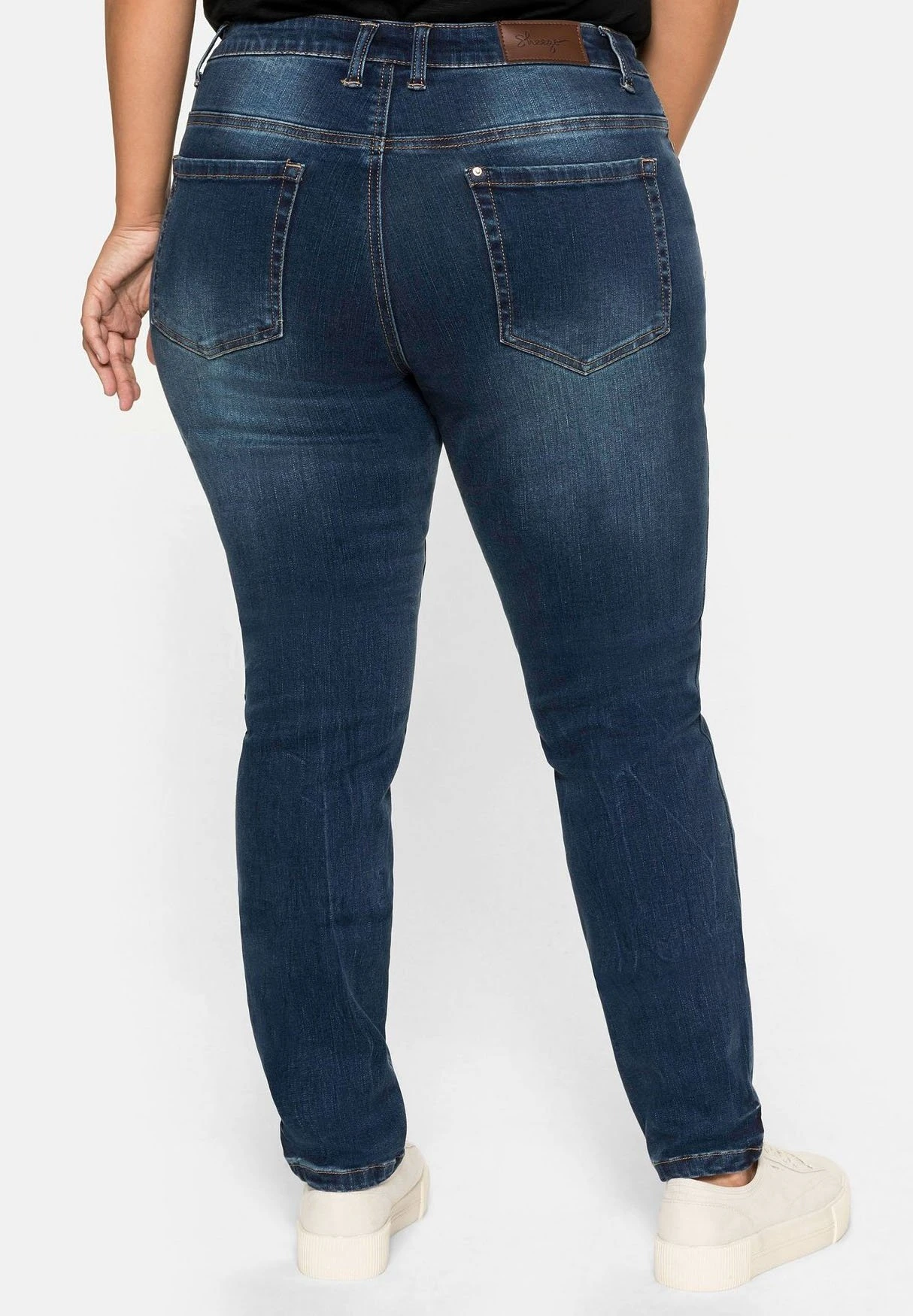 Sheego Jeans Slim FitDark Blue Denim Donna Jeans SHI21N040-K12 5 Sheego Jeans Slim FitDark Blue Denim Donna Jeans SHI21N040-K12 - immagine 3