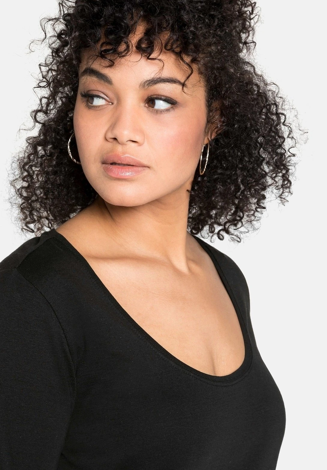 Sheego Maglietta A Manica LungaSchwarz Donna T-shirt E Top SHI21D0DK-Q11 6 Sheego Maglietta A Manica LungaSchwarz Donna T-shirt E Top SHI21D0DK-Q11 - immagine 4