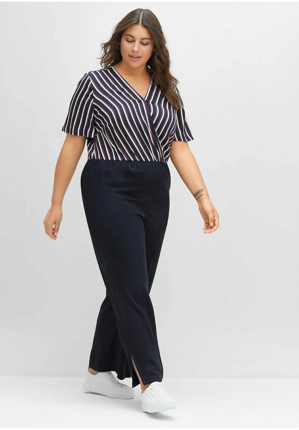 Sheego OverallTuta JumpsuitNachtblau Donna Tute Jumpsuit SHI21T00O-K11 3 Sheego OverallTuta JumpsuitNachtblau Donna Tute Jumpsuit SHI21T00O-K11