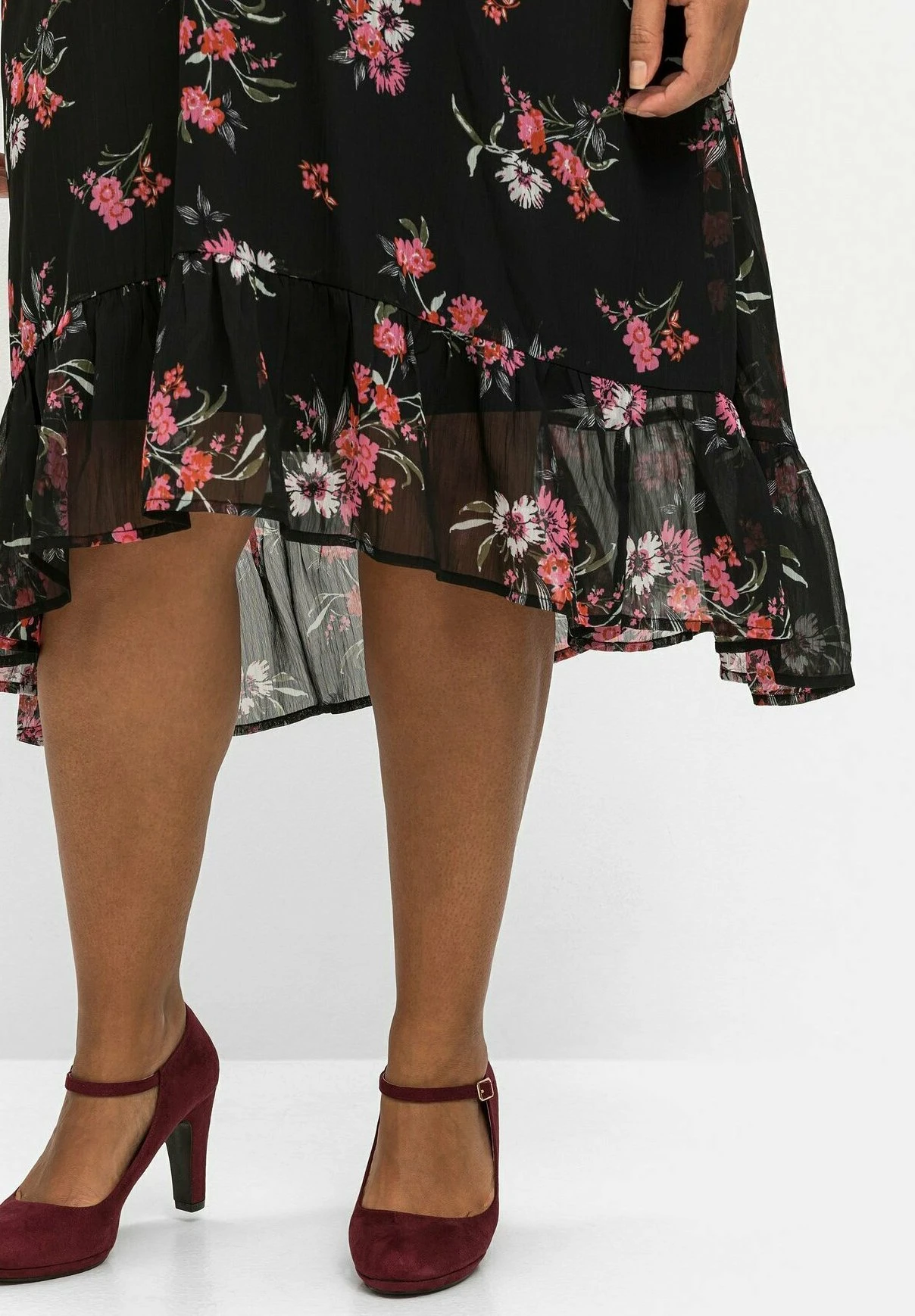 Sheego Vestito EstivoSchwarz Gemustert Donna Vestiti SHI21C0QY-Q11 5 Sheego Vestito EstivoSchwarz Gemustert Donna Vestiti SHI21C0QY-Q11 - immagine 3