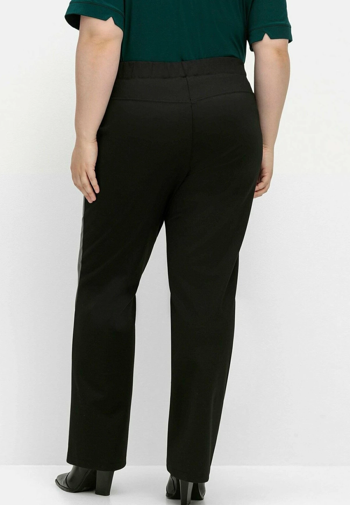 Sheego PantaloniSchwarz Donna Pantaloni SHI21A0GG-Q11 5 Sheego PantaloniSchwarz Donna Pantaloni SHI21A0GG-Q11 - immagine 3