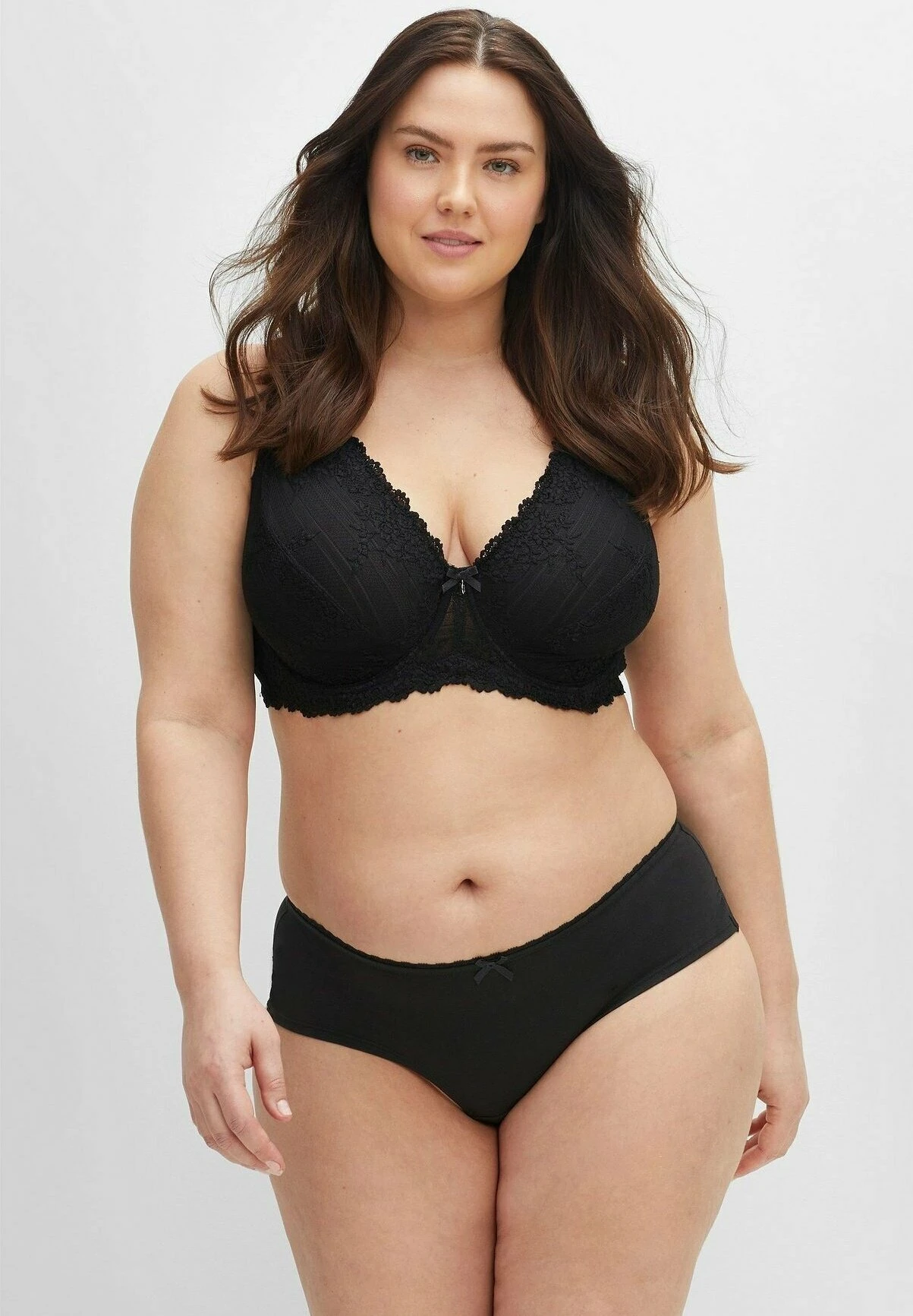 Sheego Reggiseno Con FerrettoSchwarz Donna Intimo SHI81A01H-Q11 4 Sheego Reggiseno Con FerrettoSchwarz Donna Intimo SHI81A01H-Q11 - immagine 2