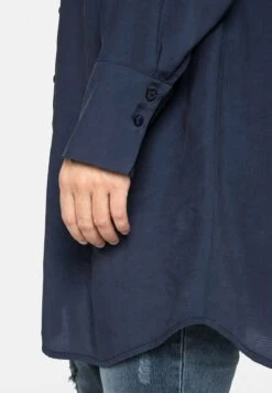 Sheego CamicettaMarine Donna Camicie E Bluse SHI21E0HK-K11 -Sheego Negozio bac2420fa56942abb2feac23b9fe45eb