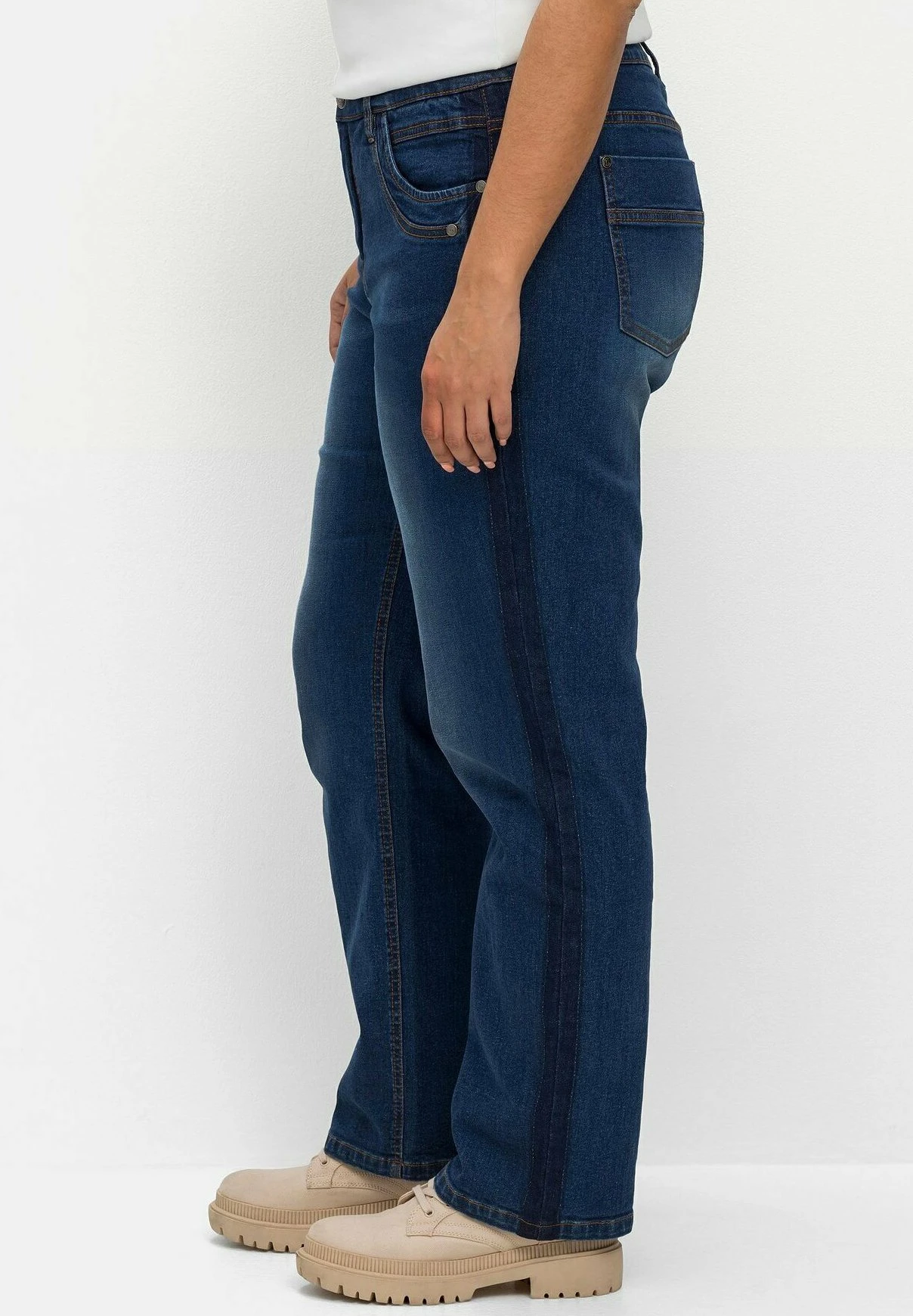 Sheego Jeans A SigarettaBlue Denim Donna Jeans SHI21N0AP-K11 6 Sheego Jeans A SigarettaBlue Denim Donna Jeans SHI21N0AP-K11 - immagine 4