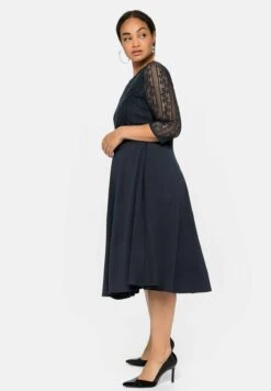 Sheego Vestito EstivoNachtblau Donna Vestiti SHI21C0JS-K11 9 Sheego Vestito EstivoNachtblau Donna Vestiti SHI21C0JS-K11 -Sheego Negozio f80b6e9c8b4347bbac58c19c4dc52794